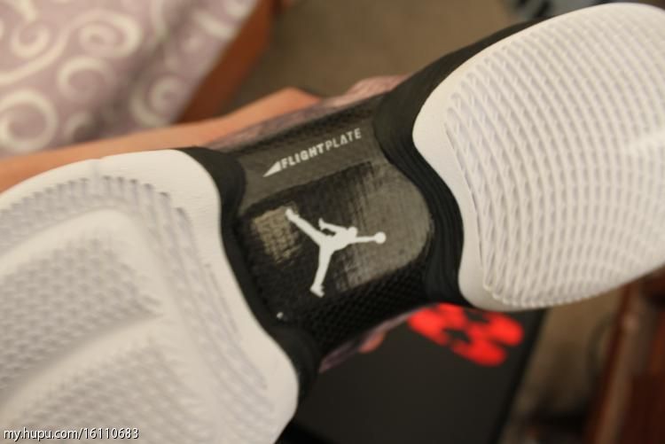 Air Jordan Xx8 White Black Camo 9