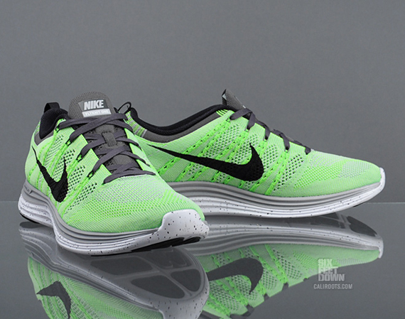 Electric Green Flyknit One 01