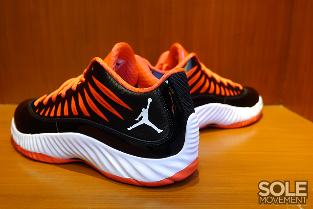 jordan-super-fly-low-black-total-crimson-4 Jordan Super Fly Low Black Total Crimson 4
