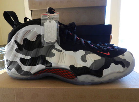 Nike Air Foamposite One Fighter Jet Release Reminder