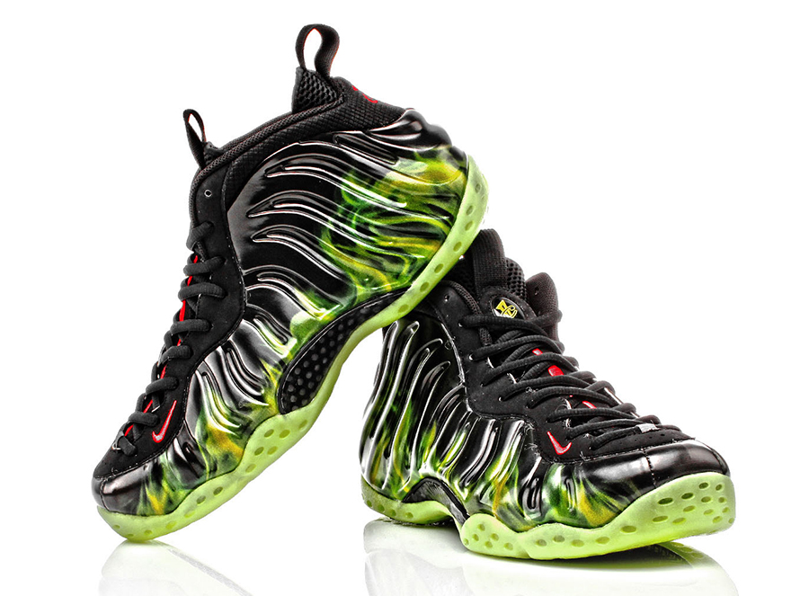 Nike Air Foamposite One Paranorman Red Logo Sample 2
