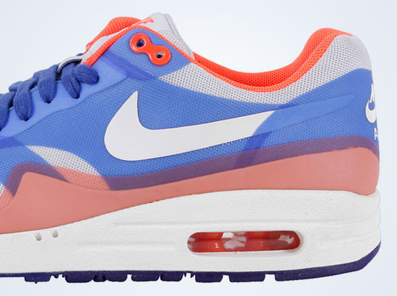 Nike WMNS Air Max 1 Hyperfuse Premium – Hyper Blue – Total Crimson