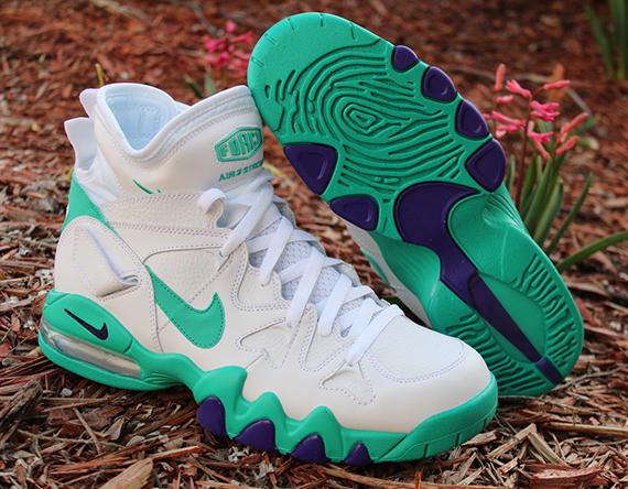Nike Air Max 2 Strong White Atomic Teal Violet Force Available 1