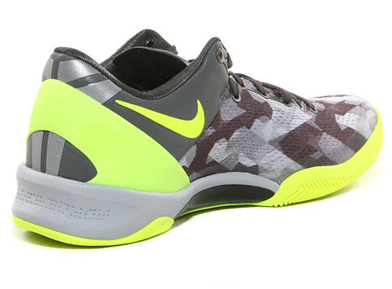 Nike Kobe 8 Sport Grey Volt Pure Platinum 3