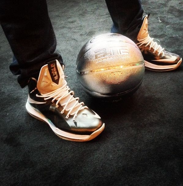 nike-lebron-x-chrome-01 Nike Lebron X Chrome 01