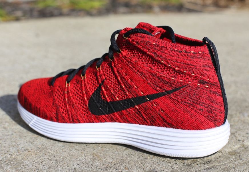 Nike Lunar Flyknit Chukka University Red Black 01