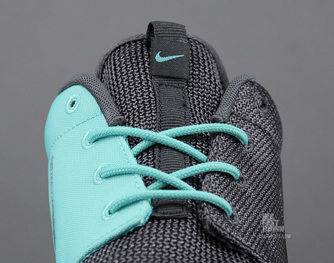 nike-roshe-run-anthracite-crystal-mint-05 Nike Roshe Run Anthracite Crystal Mint 05