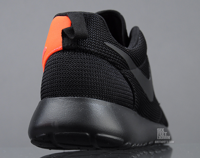 nike-roshe-run-black-total-crimson-03 Nike Roshe Run Black Total Crimson 03