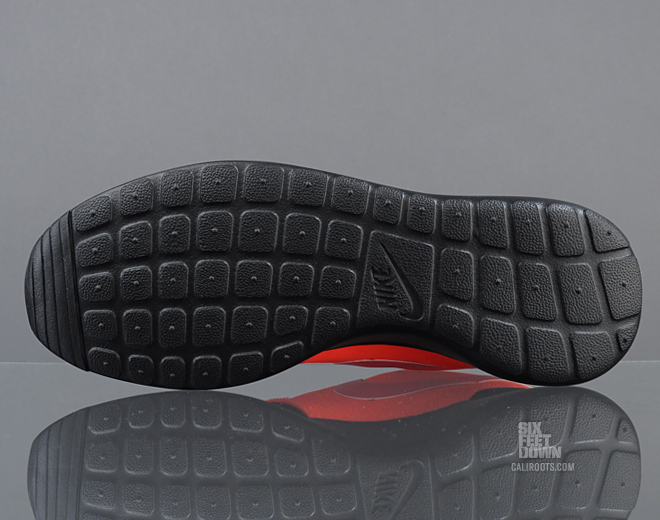 nike-roshe-run-black-total-crimson-08 Nike Roshe Run Black Total Crimson 08