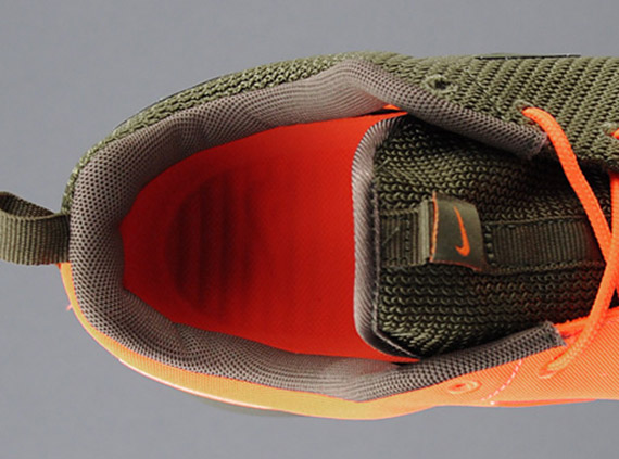 Nike Roshe Run “Split” – Squadron Green – Total Orange