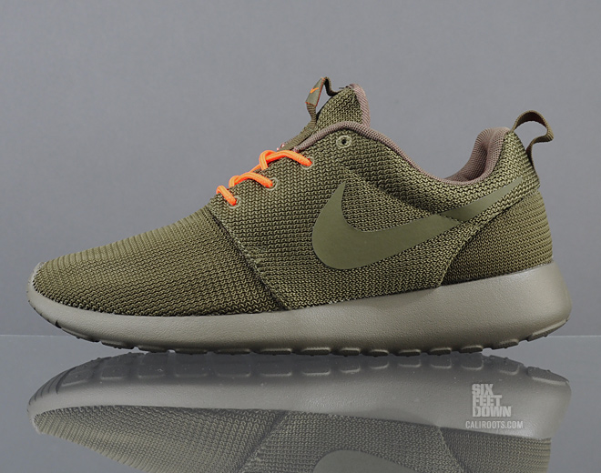 Nike Roshe Run Squadron Green Total Orange 02