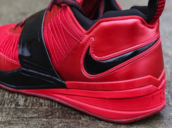 Nike Zoom Revis “Big Apple” – Available