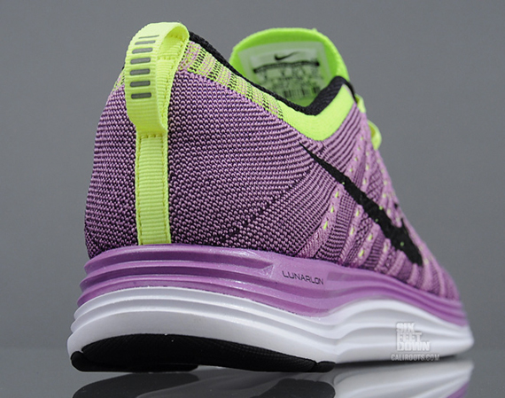 Purple Volt Nike Flyknit One 02