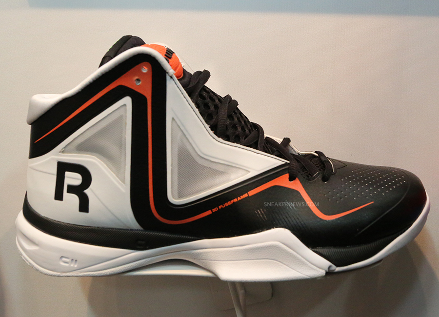 Reebok Pumpspective Omni SneakerNews