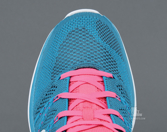 Turquoise Pink Flyknit One 06