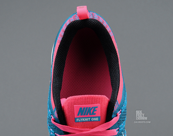 Turquoise Pink Flyknit One 07