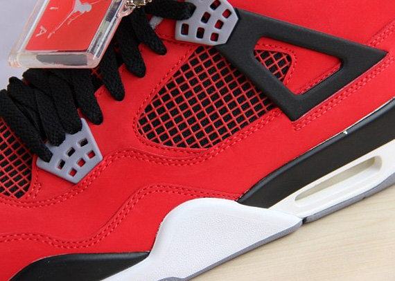 Air Jordan 4 Fire Red Nubuck