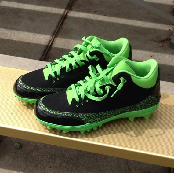 Air Jordan Iii Cleats Terrell Owens Seahawks Pe 2