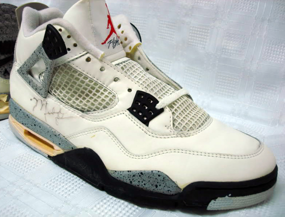 Air Jordan Iv Vntg White Cement