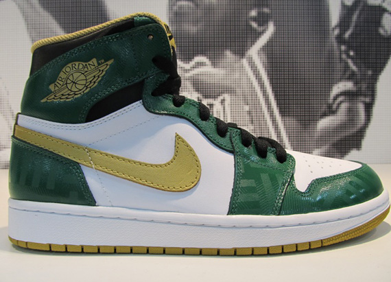 Boston Celtics High Top Sneakers / Shoes CE –