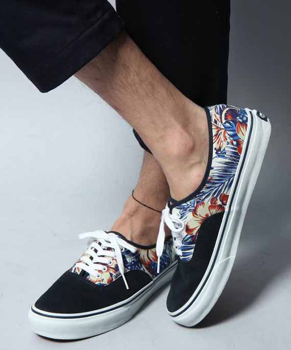 hare x vans authentic