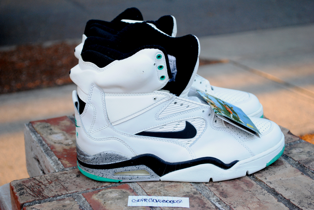 David robinson nike shop air command force