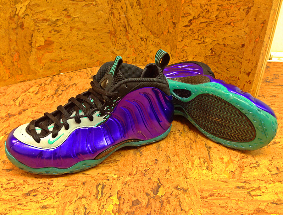 Nike Air Foamposite One Grape Soleswap Customs 3