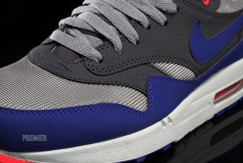 Nike Air Max 1 Medium Grey Ultramarine Dark Grey Solar Red 5