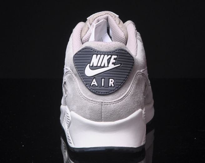 Nike Air Max 90 Essential Suede Pack 12