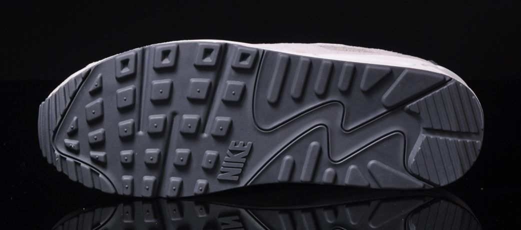Nike Air Max 90 Essential Suede Pack 13