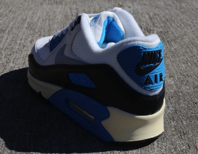 Nike Air Max 90 Og Sail Neutral Grey Laser Blue 01