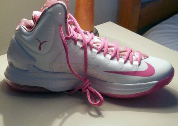 Nike Kd V Aunt Pearl Release Date