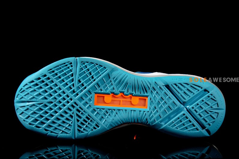 Nike Lebron X Gs Turquoise Bright Citrus Windchill 09
