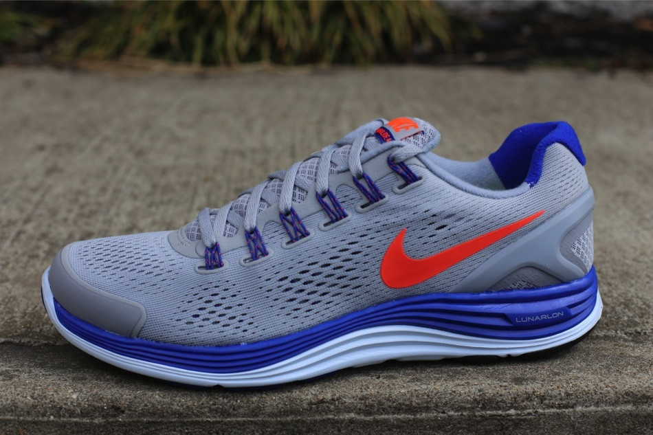 Nike Lunarglide 4 Wolf Grey Total Crimson Hyper Blue 1