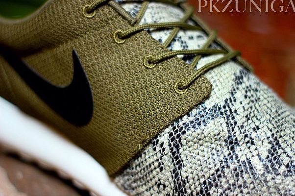 Nike Roshe Run Snakeskin Customs 03
