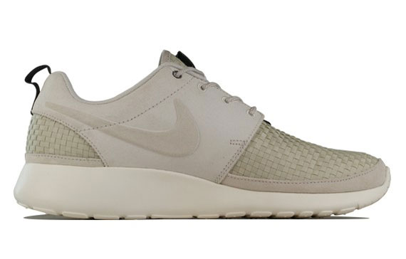 Nike Roshe Run Woven Light Bone 2