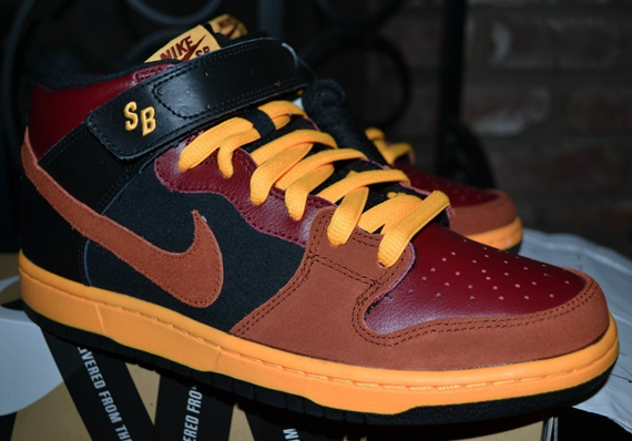 Nike Sb Dunk Mid Red Orange Black Ostrich 9