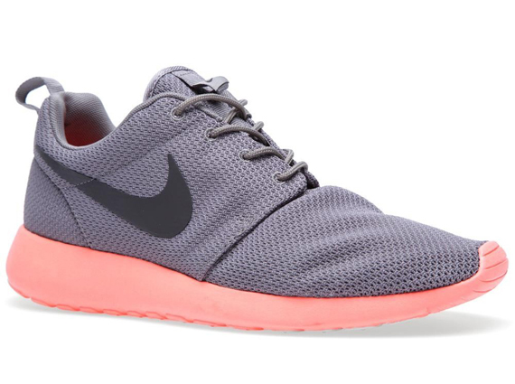 roshe run grey pink