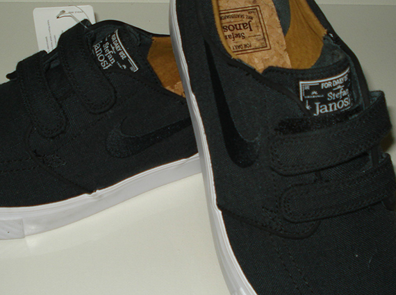Velcro Nike Janoski Low Black