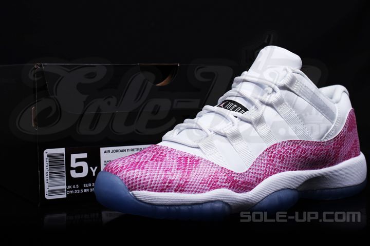 Air Jordan Xi Low Gs White Pink Snakeskin 01