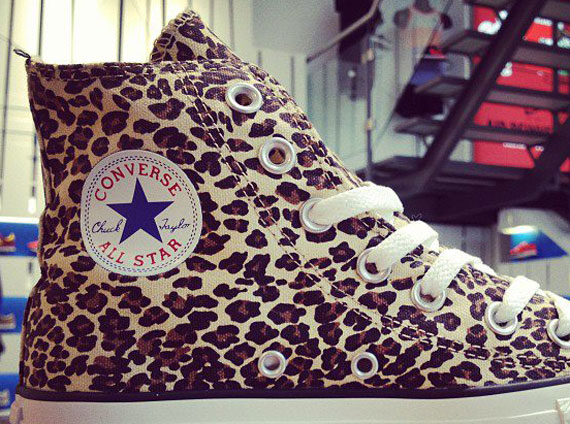 Converse Chuck Taylor All Star "Leopard" SneakerNews.com