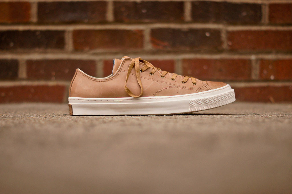 Converse Chuck Taylor All Star Low Premium 8