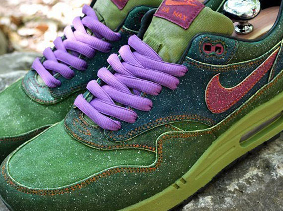 Nike Air Max 1 "Skunk" Customs by Dank - Available on eBay