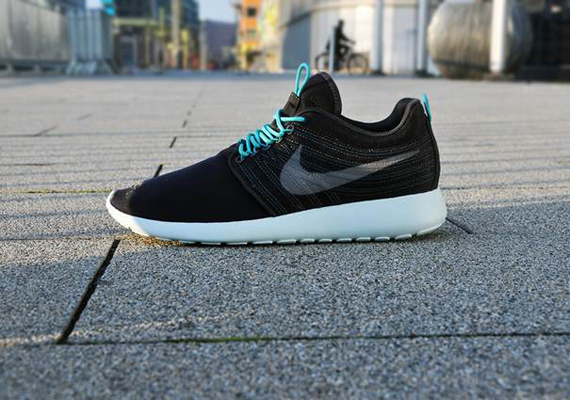 Flywire Nike Roshe Run 23