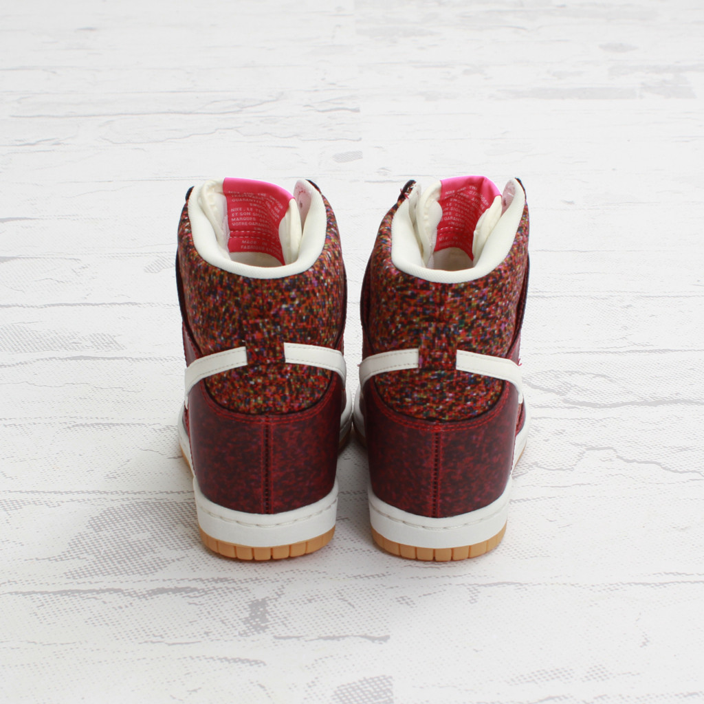 Liberty Nike Wmns Dunk Sky High Pink Force 5