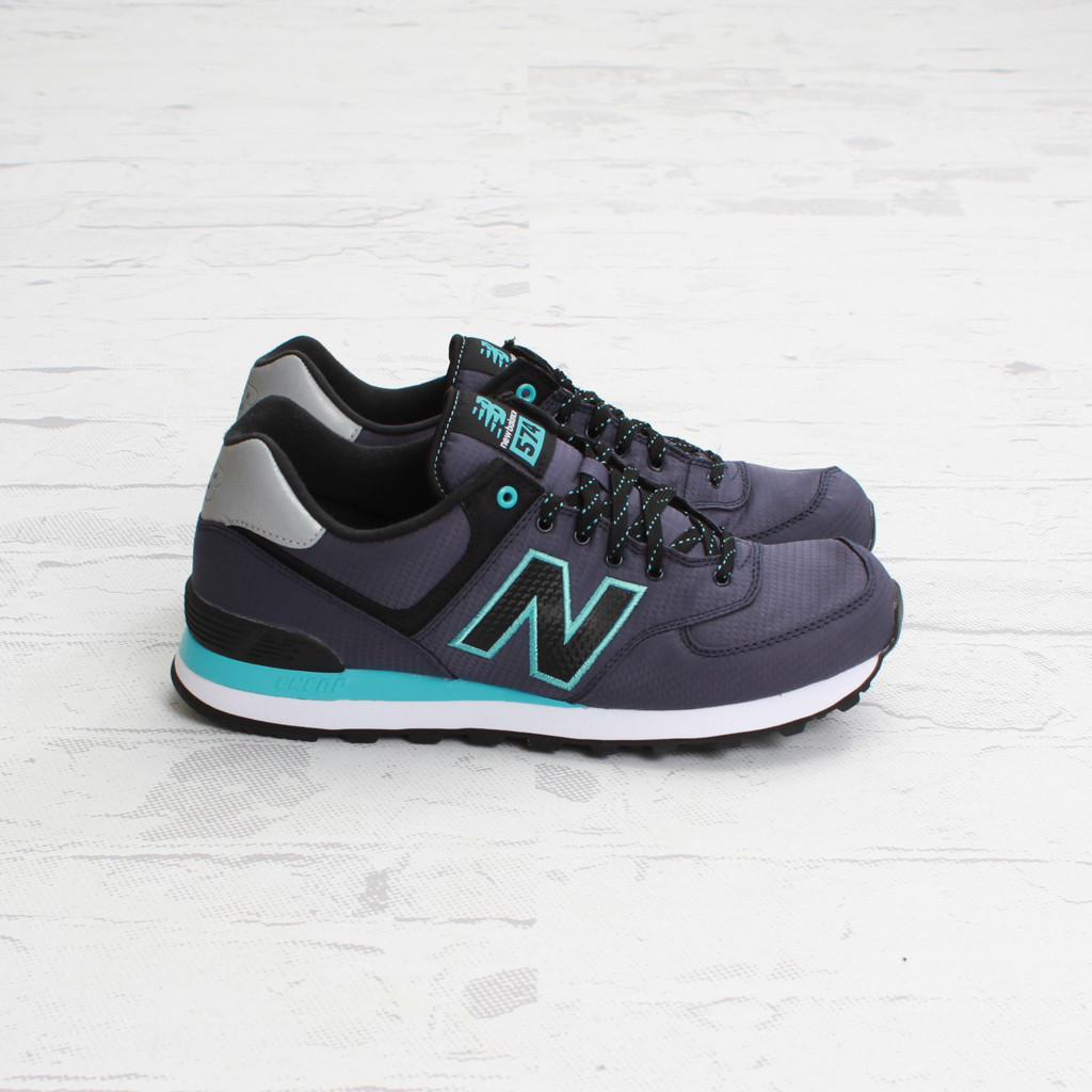 New Balance 574 Windbreaker Pack Navy 1