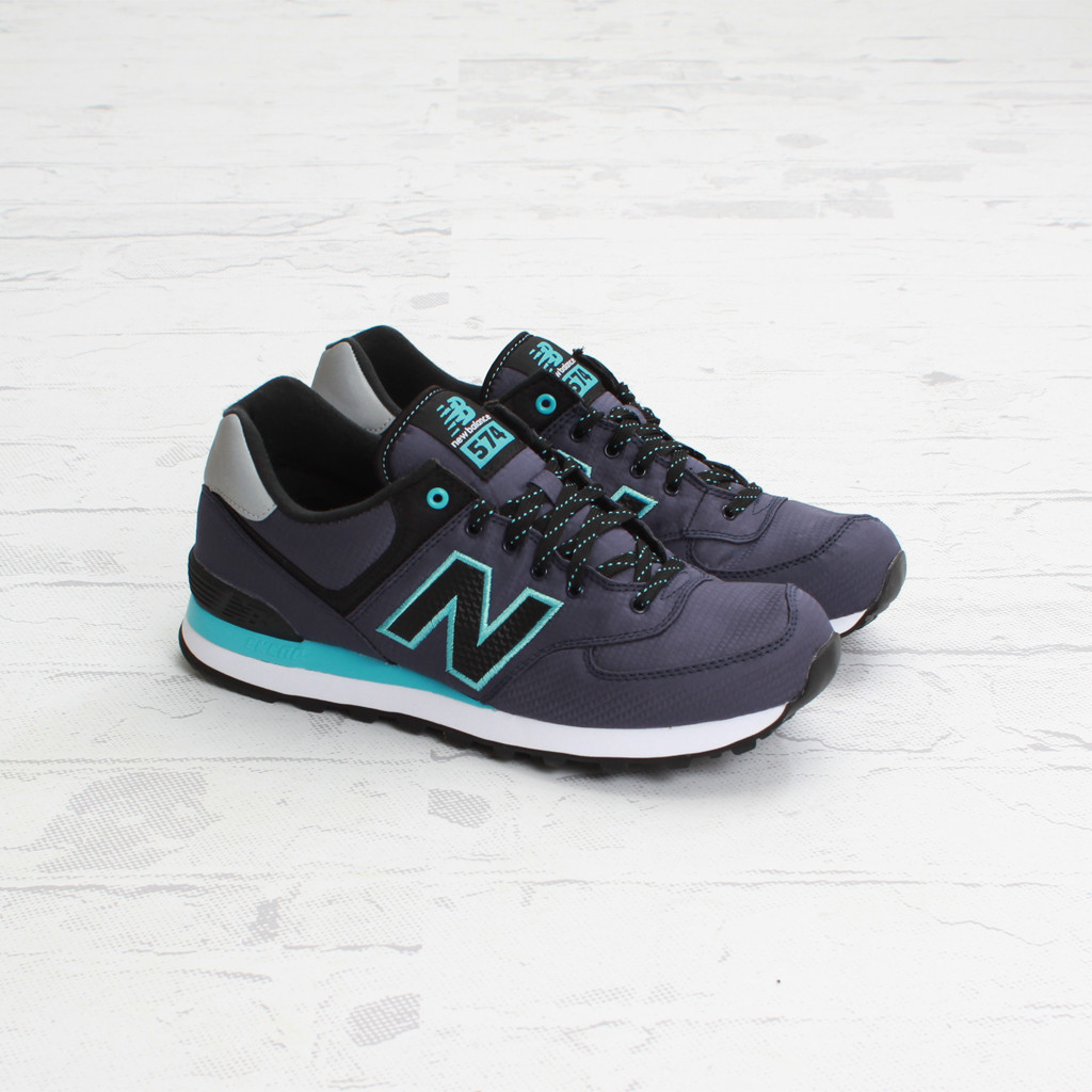 New Balance 574 Windbreaker Pack Navy 2
