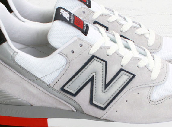 New Balance 996 – White – Silver – Red