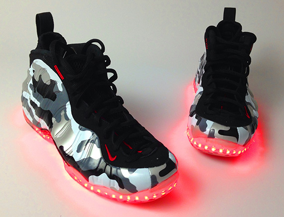 Nike Air Foamposite One Fighter Jet Light Up Customs 03
