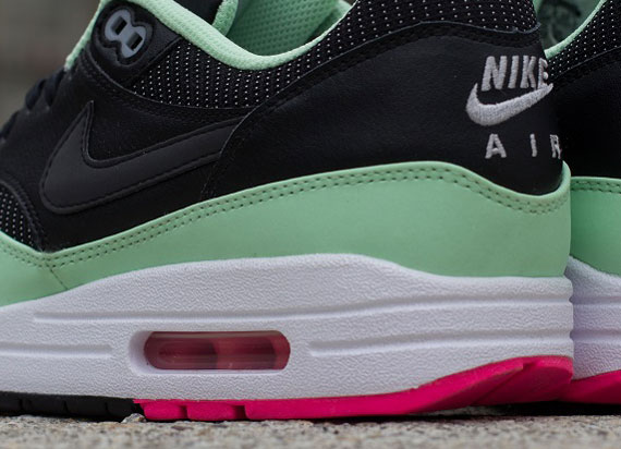 Nike Air Max 1 FB “Yeezy”